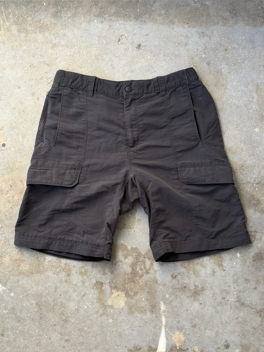 The North Face Hiking Cargo Shorts Mens 34 Dark Gray Nylon Technical Gorpcore